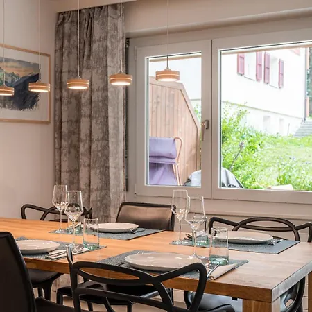 Apartment Tidu Modern Chic Stylish