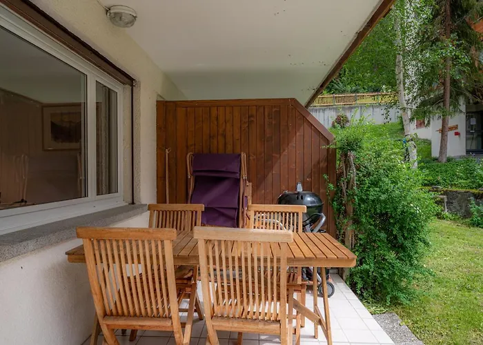 Tidu Modern Chic Stylish Apartment *